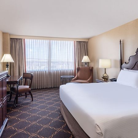 ออมนิ ออสติน โฮเต็ล แอท เซาท์พาร์ค Hotel ภายนอก รูปภาพ