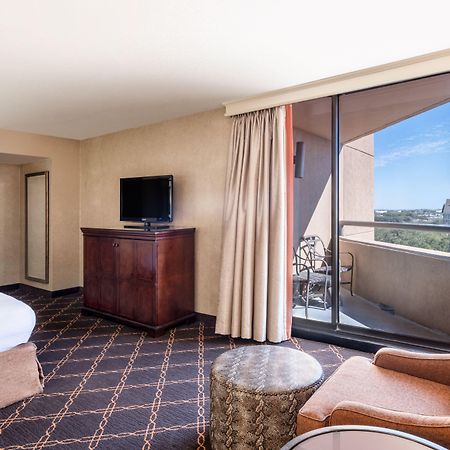 ออมนิ ออสติน โฮเต็ล แอท เซาท์พาร์ค Hotel ภายนอก รูปภาพ